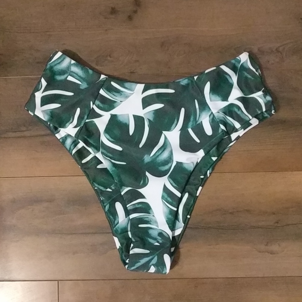 Cheeky High Waisted Swim Bottoms
